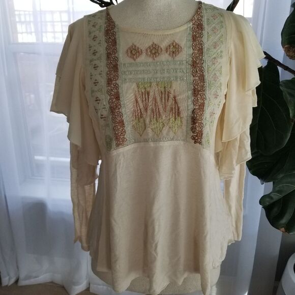 Free People Tops - Free People urban outfitters Beige Embroidered Top Small